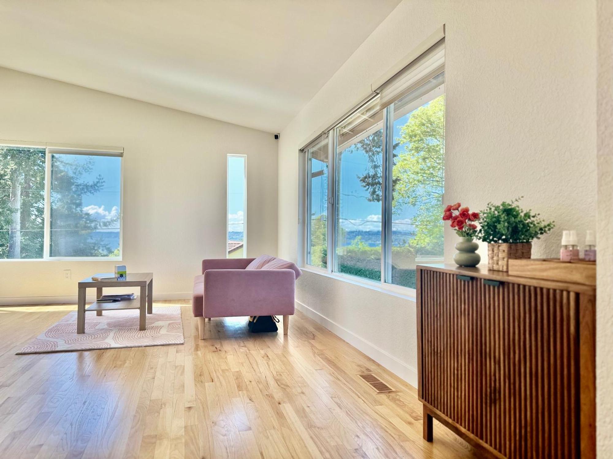 Besa Homestay Near Beach And Seatac Airport - Shared Bathroom With Max 2 Guests Des Moines Eksteriør billede